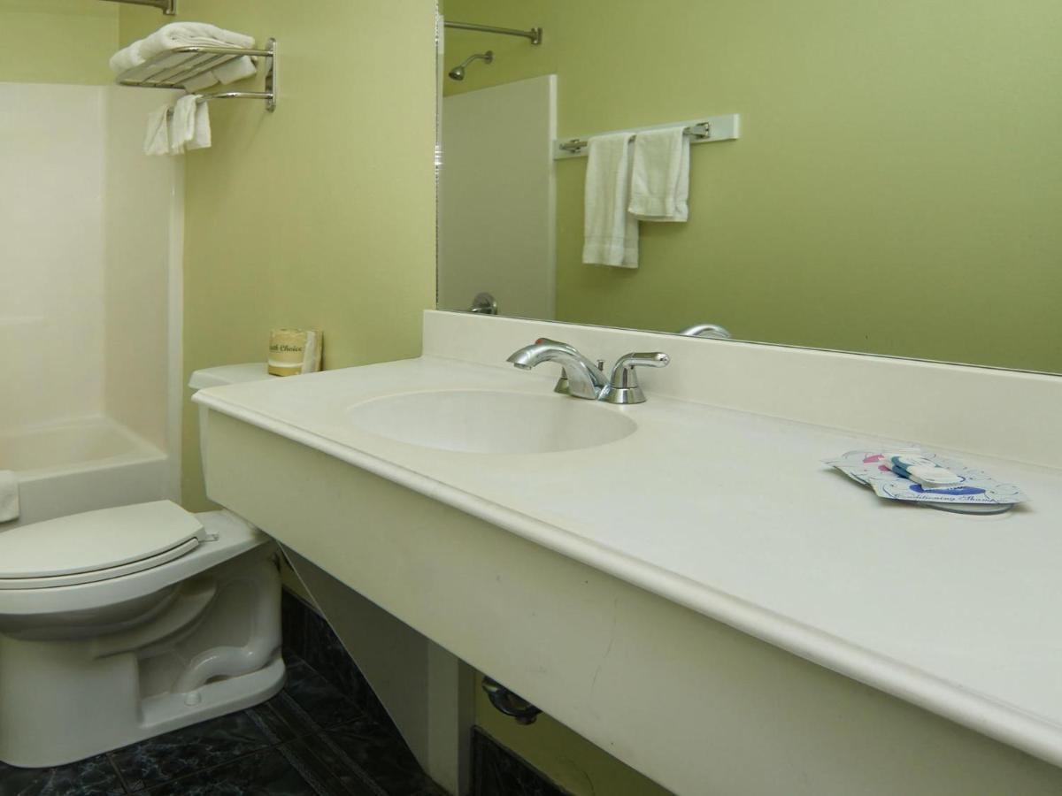 Quality One Motel Weatherford Buitenkant foto