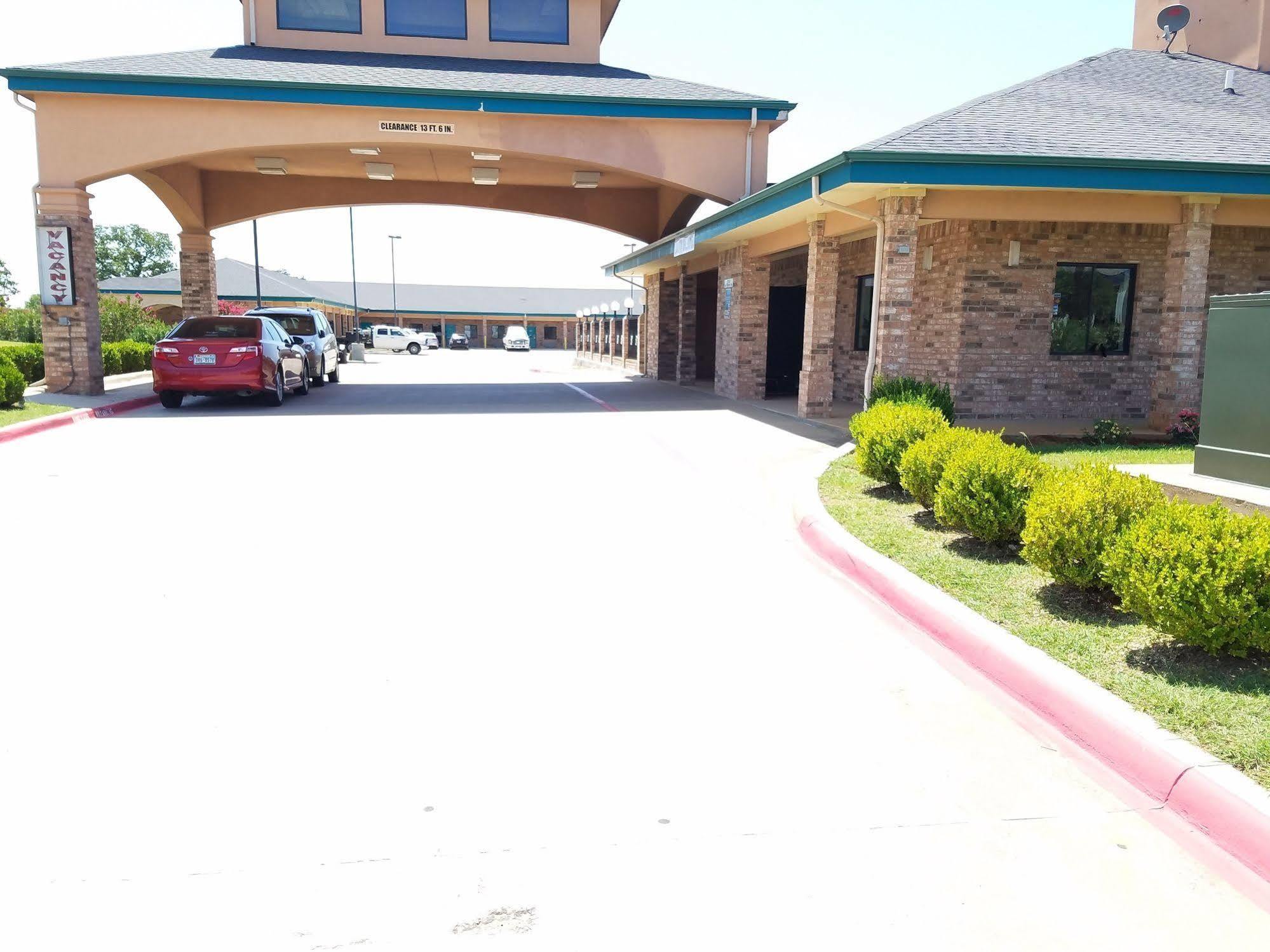 Quality One Motel Weatherford Buitenkant foto